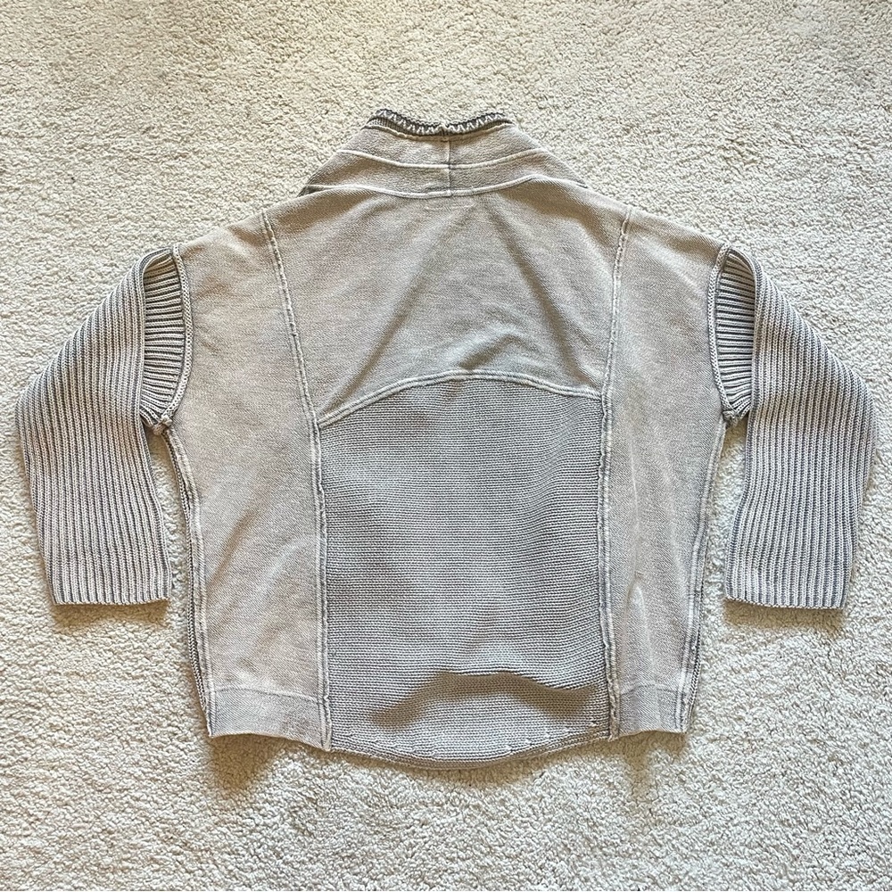 Pilcro and the Letterpress Gray and Cream Cardigan - Picture 9 of 10